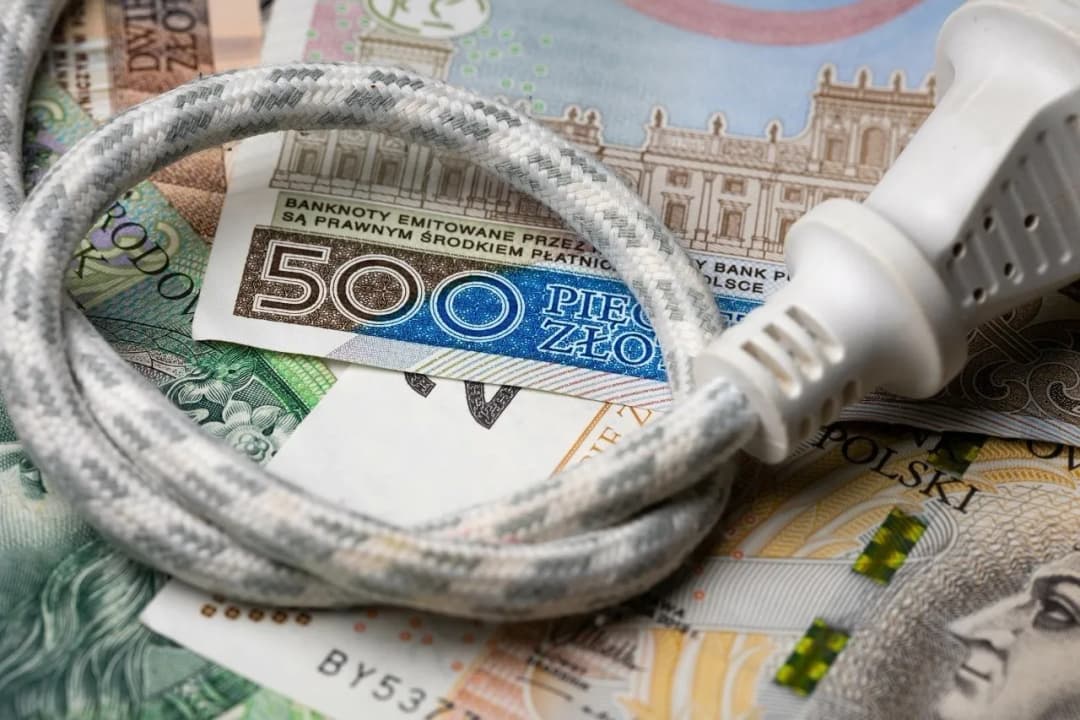 Jak legalnie ominąć prąd budowlany: sposoby na niższe rachunki 2025