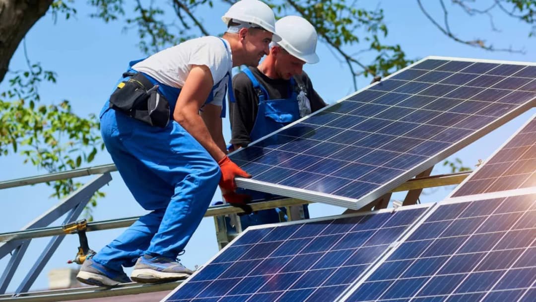 Ceny elektrowni słonecznej 10 kW - ile naprawdę zapłacisz?